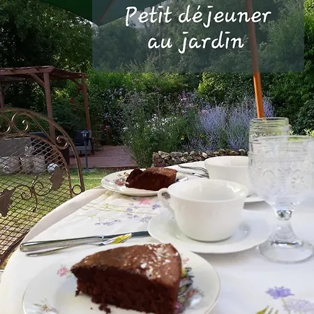 La Grange De La Guesle 3*